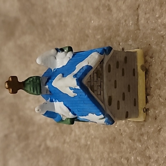 Vintage Porcelain Trinket Box Church - Picture 4 of 6